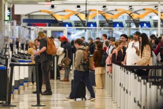 Flight passengers are warned things could get worse amid DHS shutdown, delays and callouts
