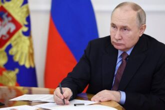 Trumps strike on Iran deals a major blow to Putins war machine in Ukraine