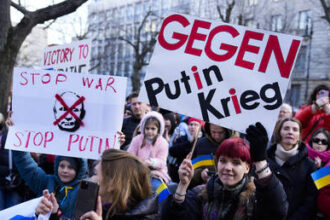 Who are the deluded âexperts- trying to send Germans to war with Russia