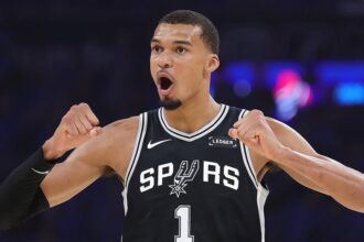 Spurs snap Thunder's playoff win streak behind Victory Wembanyama's incredible Game 1 performance